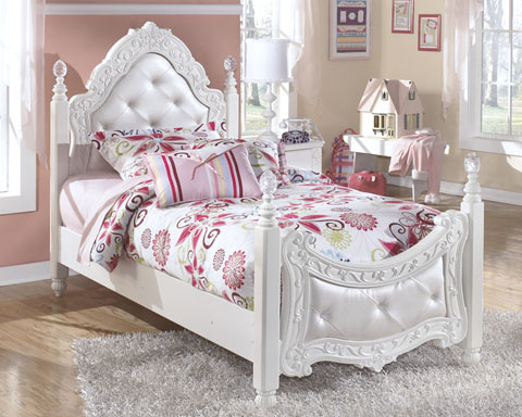 Exquisite - White Twin Poster Bed