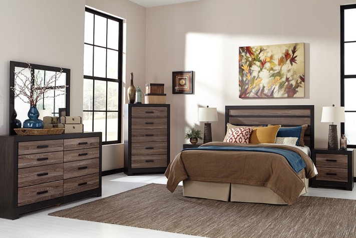 Harlinton - Gray/Charcoal Queen Bed