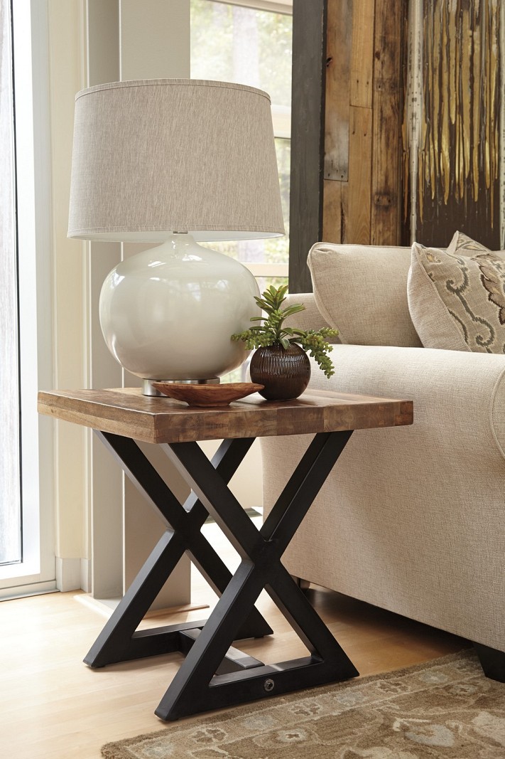 Wesling - Brown Sq End Table